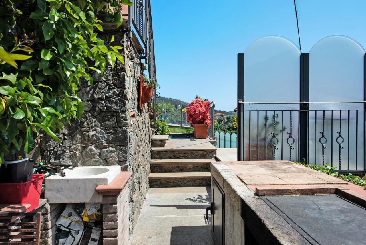 Casa Gocce Di Cristallo Varazze Exterior photo